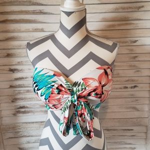 Coco reef strapless bikini top SZ 36/38DD